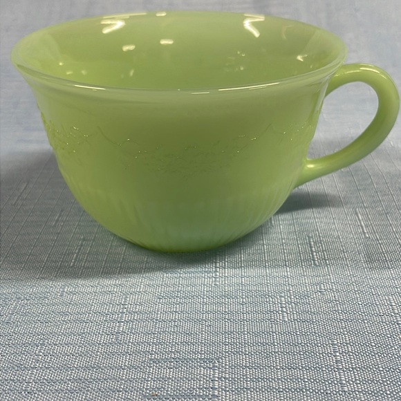 Anchor Hocking Kitchen Anchor Hocking Alice Jadeite Cup And Saucer